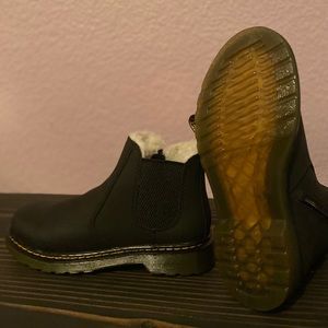 Dr.Martens youth size 3 (black)